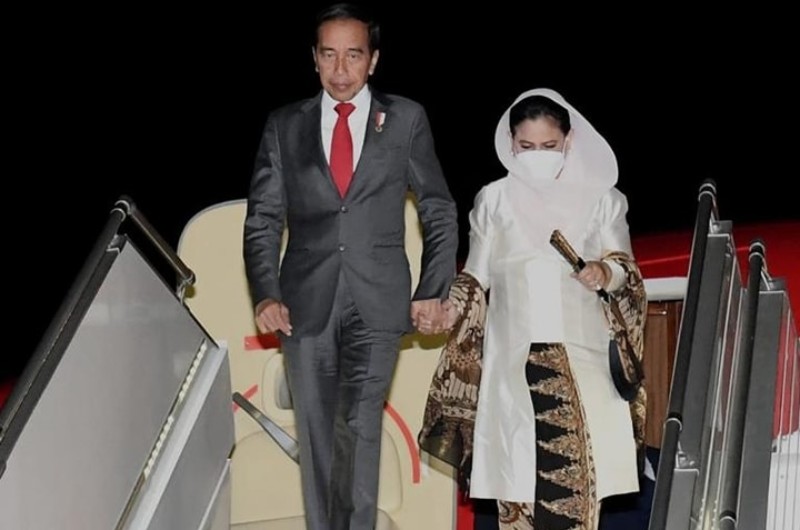 Iriana Jokowi: Cemburu Kalau Ada Wanita Tiba Tiba Peluk Bapak
