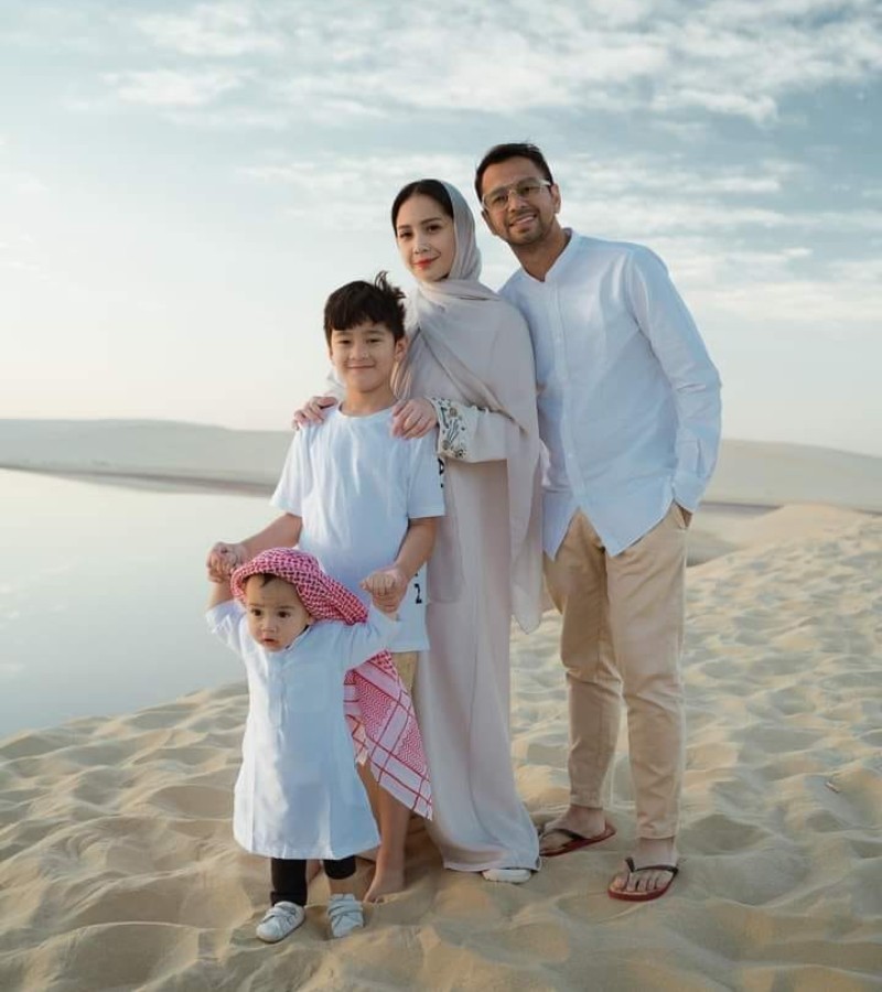 Raffi Ahmad Rayakan Ulang Tahun ke-1 Rayyanza Bersama Keluarga di Qatar
